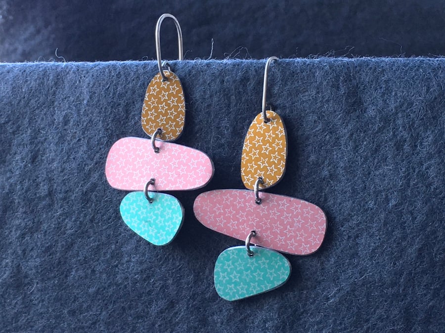 Pebble dangle earrings pink, mustard & mint