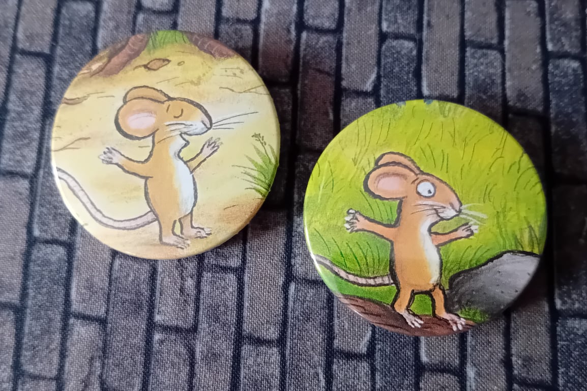 Picture Book  Badge - Mouse (Gruffalo) 
