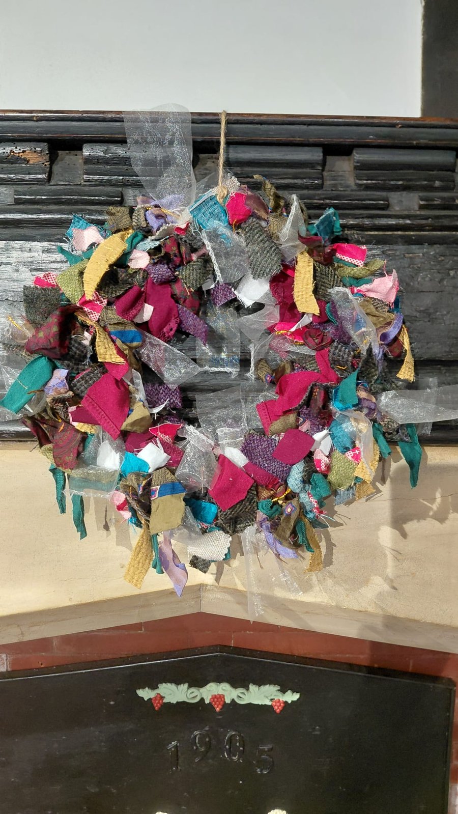 Christmas Rag Wreath - Mulled Wine 10 inches