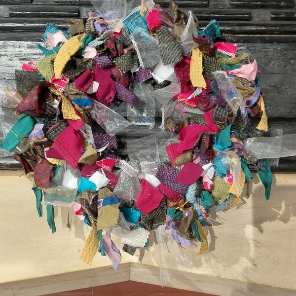 Christmas Rag Wreath - Mulled Wine 10 inches