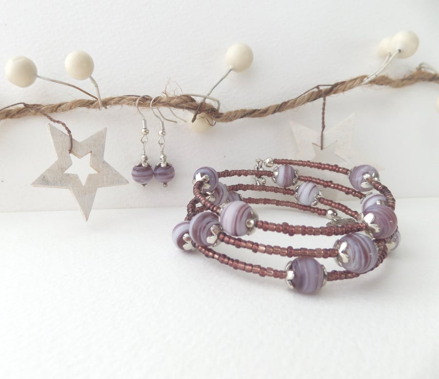 Mauve and White Bangle, free earrings