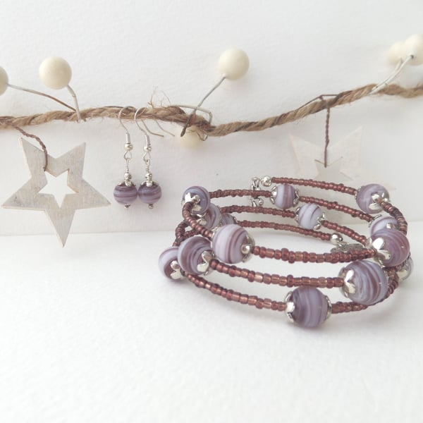 Mauve and White Bangle, free earrings