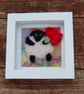 Needlefelt sheep holding a bouquet     - Image 1