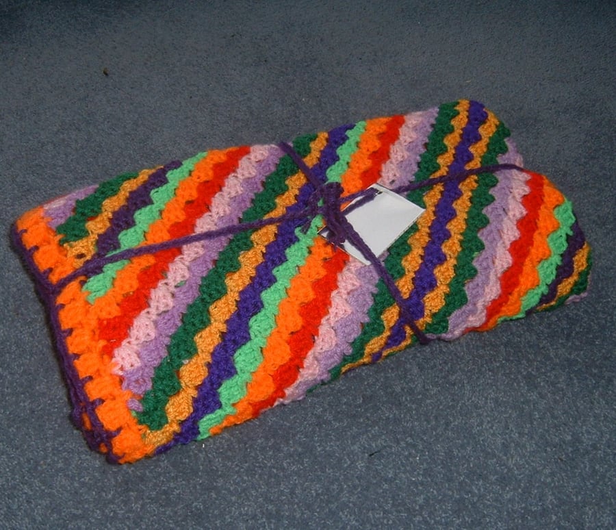 crocheted corner to corner baby blanket (ref 60680)