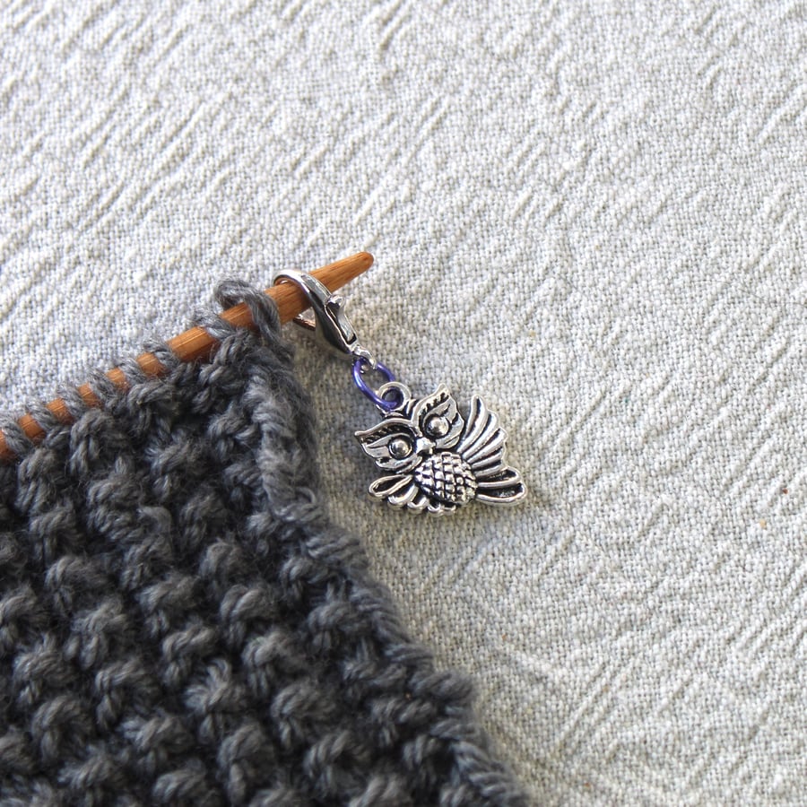 FLYING OWL removable stitch marker or progress keeper for knitting & crochet.