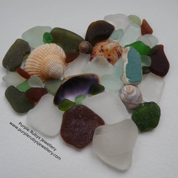 Heart of Cornwall Sea Glass, Sea Shells & Pottery Art P175