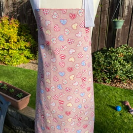 Childs Reversible Apron with Hearts - 6-12 yrs