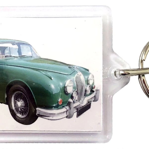 Jaguar Mk2 3.8 1967 (Green) - Keyring with 50x35mm Insert - Car Enthusiast