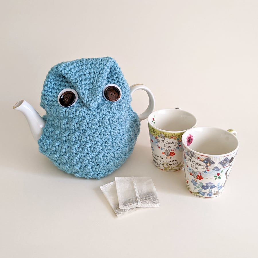 Owl-Shaped Teapot Tea Cosy in Aqua