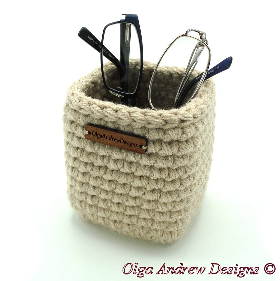 Bedside eyeglass holder, glasses storage, reading glasses holder