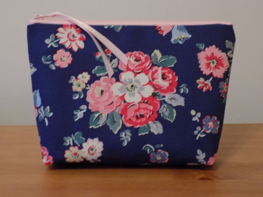 Cath Kidston 'Forest Bunch' Floral Fabric Make Up Bag Case Cosmetics Purse Pouch