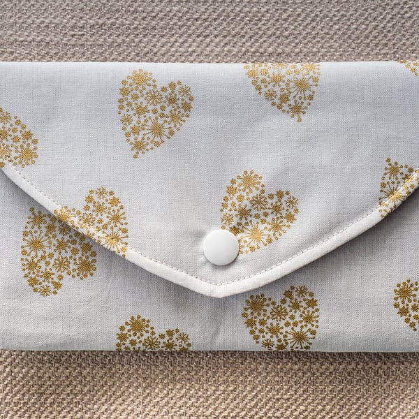 Padded Pouch White with Gold Hearts for Mobile Phone Make-Up Credit Card Tissues