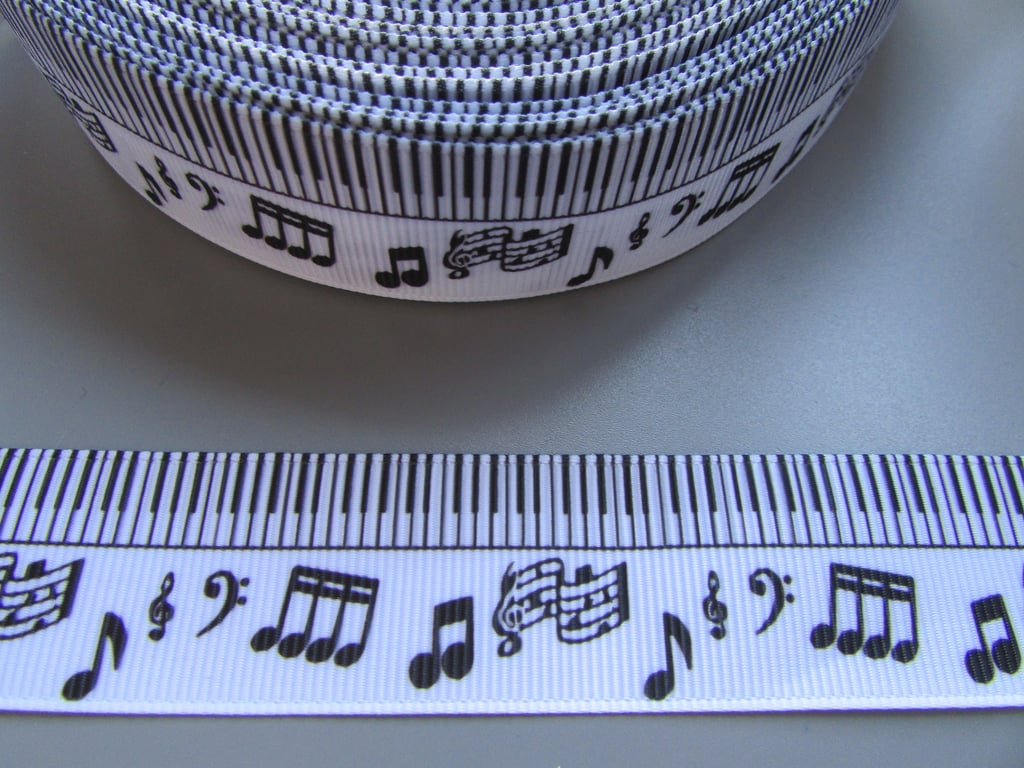 Piano Keys Music Notes 2.5cm Grosgrain Ribbon x 1 metre