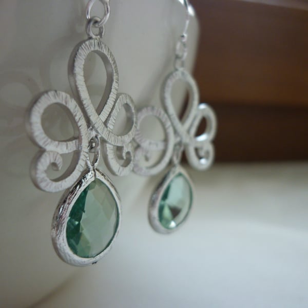 ERNITE AND SILVER FANCY DANGLE EARRINGS.  658