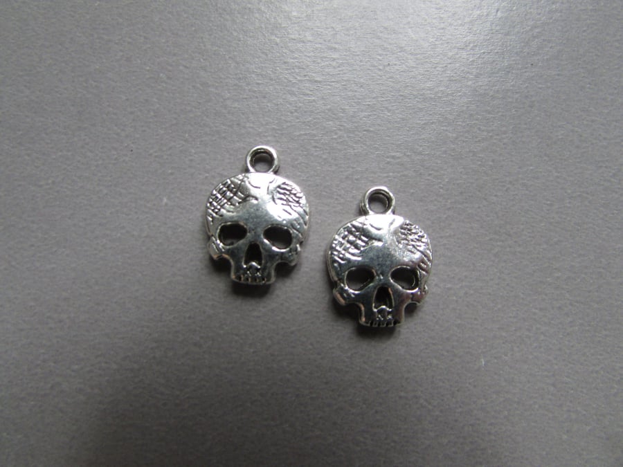 Skull Tibetan silver Jewellery Charm