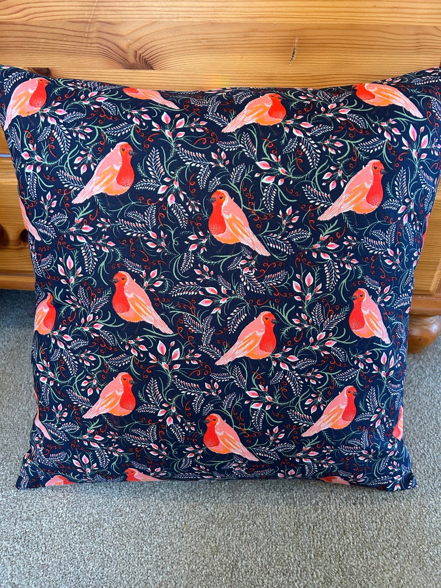 Christmas Robin Scatter Cushion 16 x 16 inches with Removable Cover 