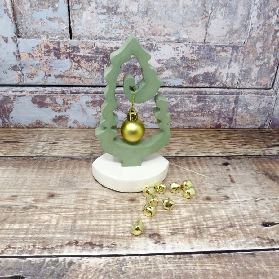Christmas tree ornament holder