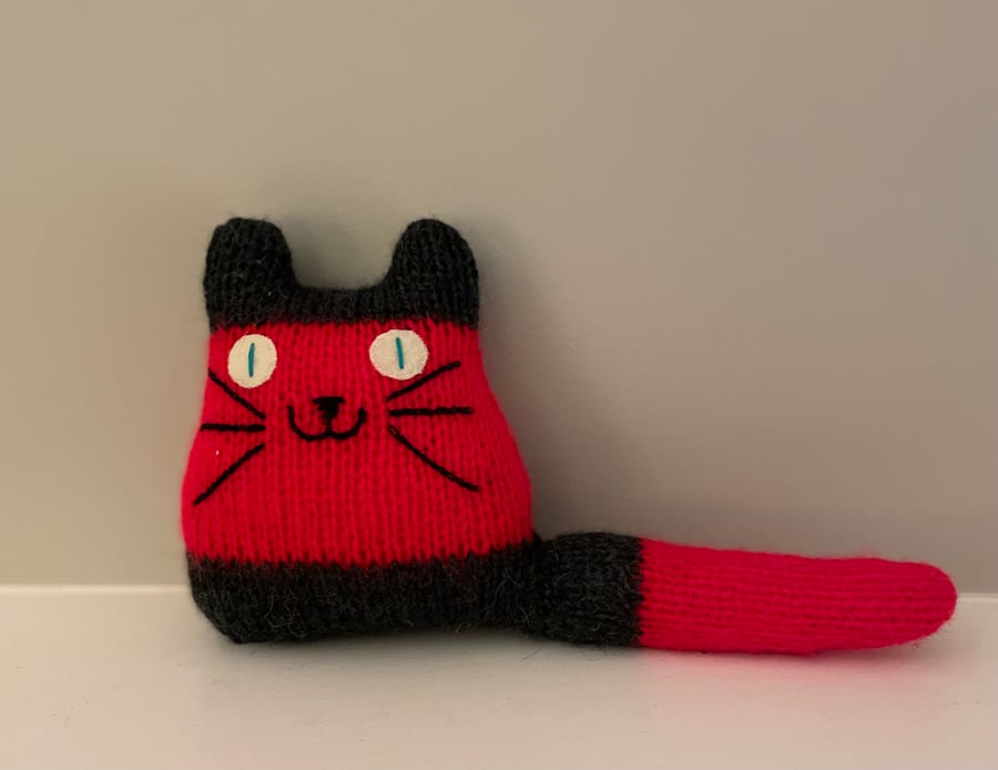 Red knitted kitten decor - gift for  cat lady 