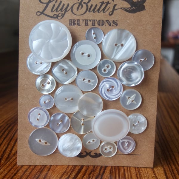 26 Vintage Pearly White Buttons