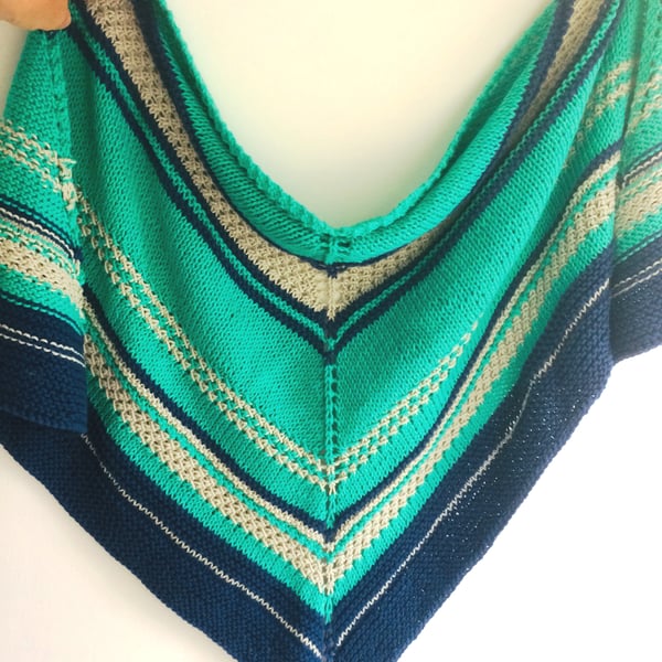 Jazzy Striped Shawl knitting pattern