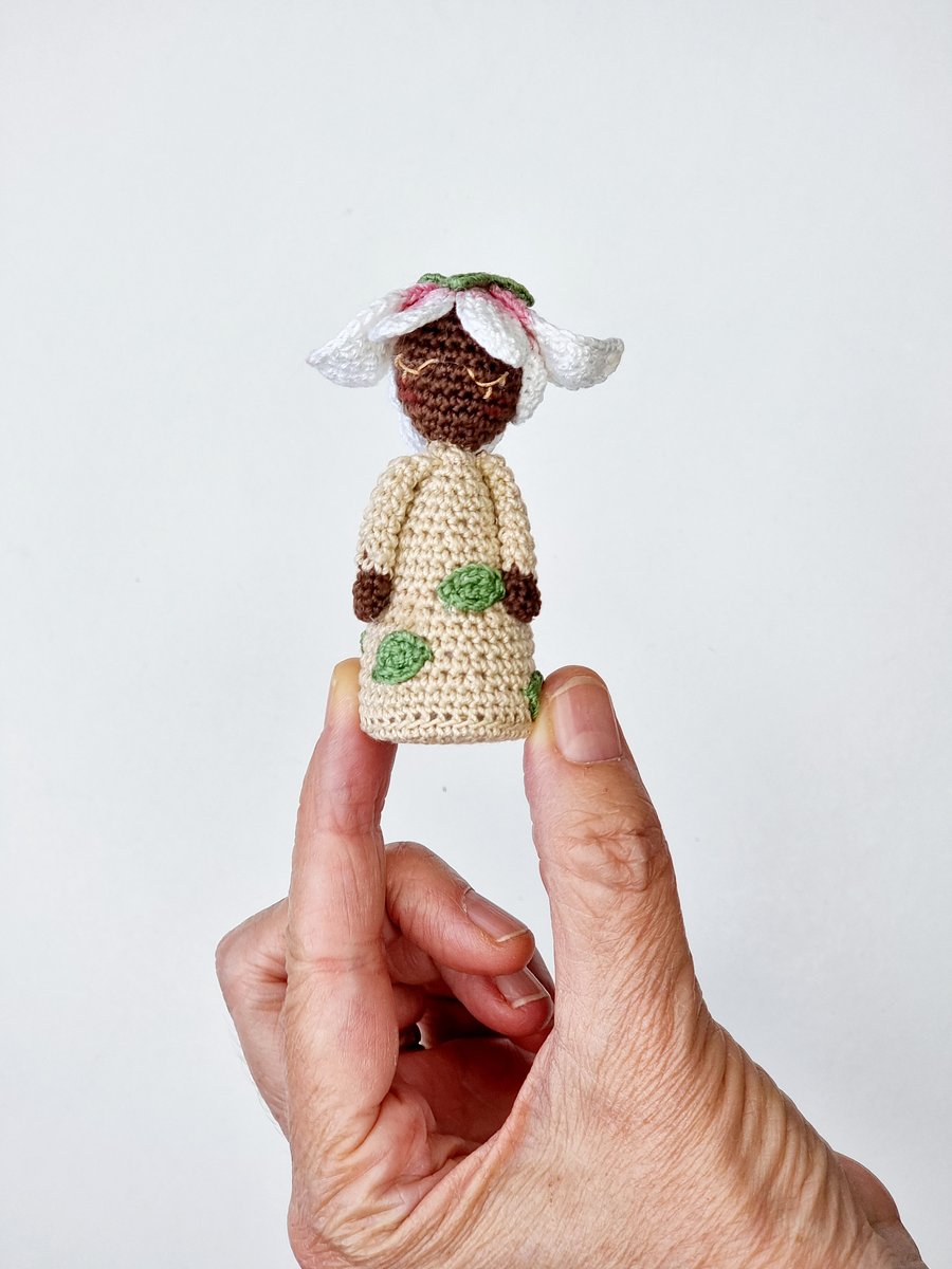 little miss magnolia doll