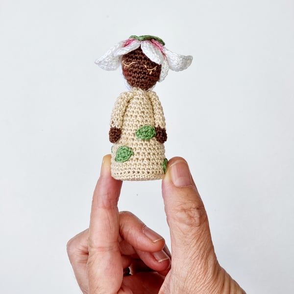 little miss magnolia doll