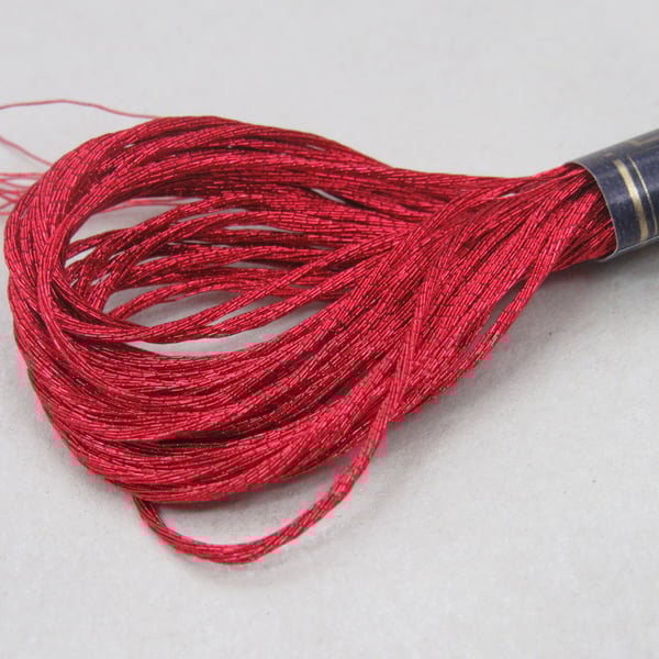 Single Skein of Anchor Metallic Red Embroidery Thread