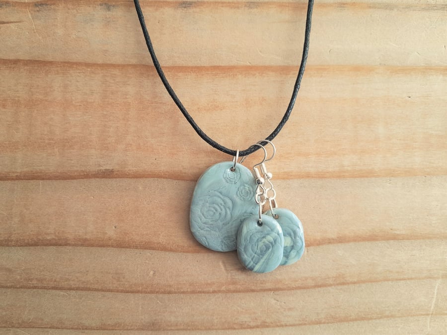 Embossed Necklace and Earring Set, Polymer Clay Rose Embossed Jewellery Set