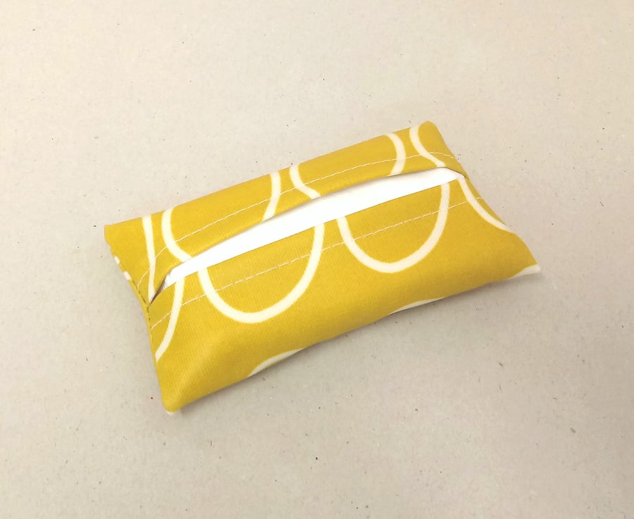 Tissue holder in yellow and white, tissues included, handmade in oilcloth.