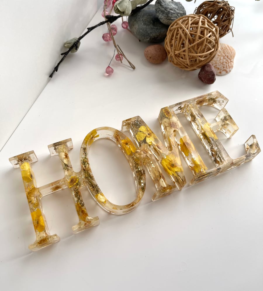 Floral flower Resin Yellow handmade Home Sign FREE Delivery