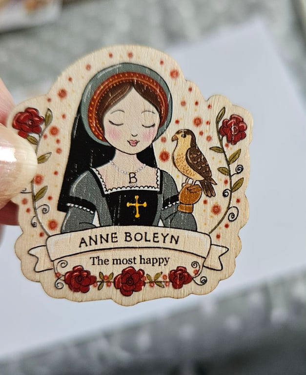 Anne Boleyn Wooden Pin Badge – Tudor Queen Illustration – Eco Friendly UK made