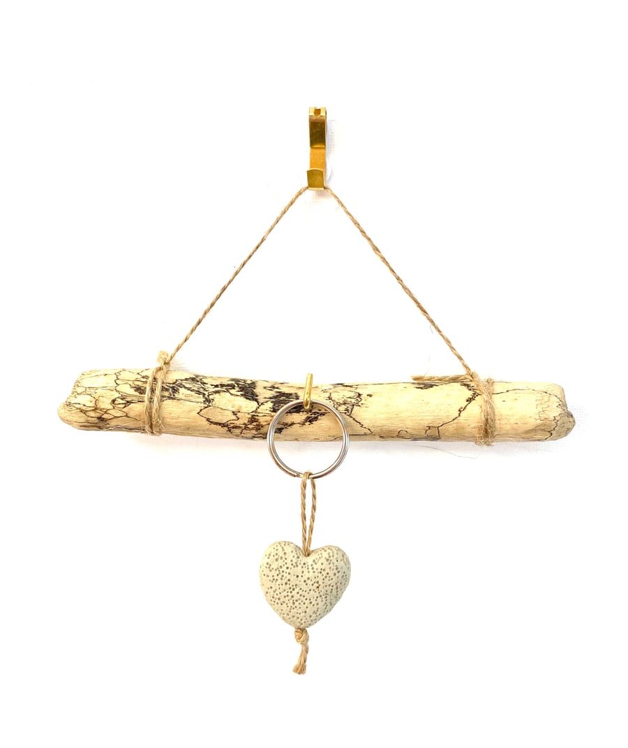 Cream heart keyring