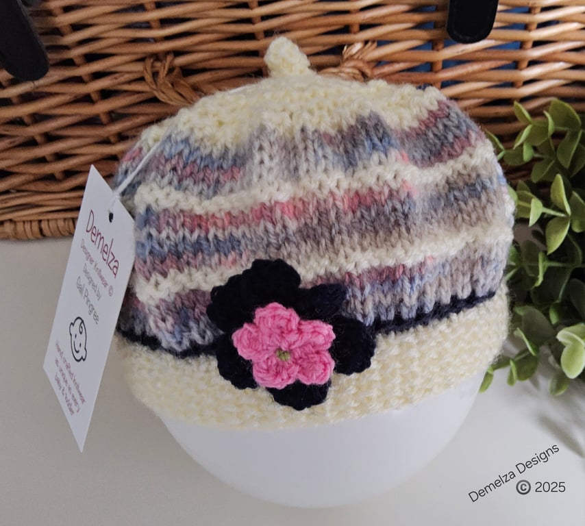 Hand Knitted Baby Girl's Soft Ruffle Flower Hat Newborn 