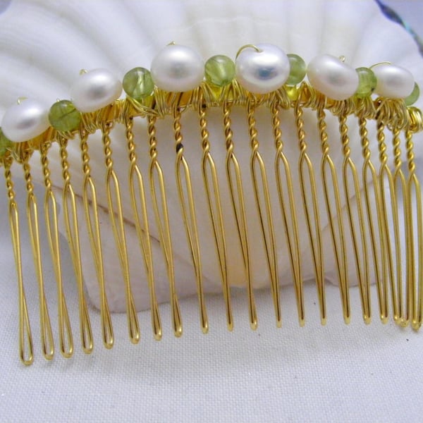 Peridot and Freshwater Pearl Hair Comb