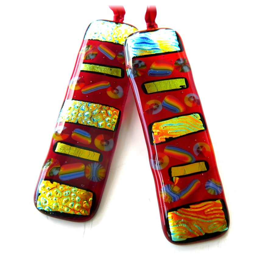 Red Rainbow Stick Fused Glass Christmas Decoration 12cm Dichroic 
