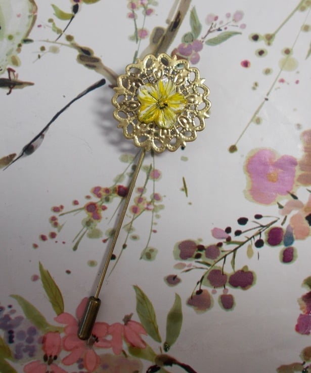 Spring PRIMROSE PIN Bronze Tone Filigree Weddin... - Folksy