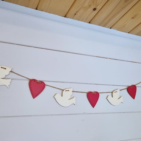 Dove and hearts hanging decorative garland