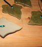 Handmade green ivy stoneware ceramic hanging decoration with green ribbon - Image 5