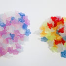 Destash lucite flower beads 2 sizes