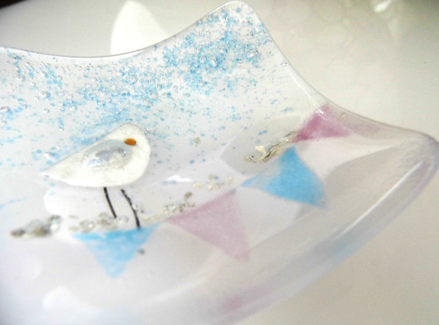 Fused glass little bird dish 