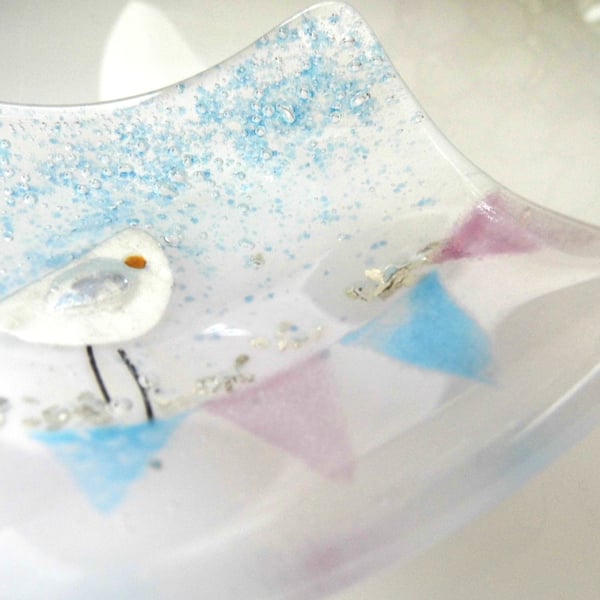 Fused glass little bird dish 