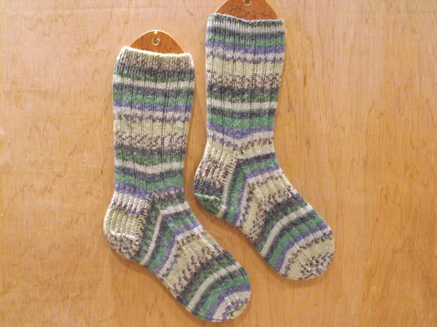 Hand knitted cosy socks MEDIUM size 5-7