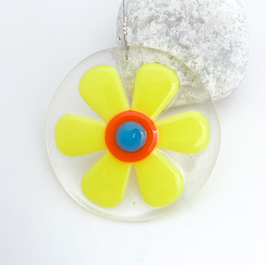 Circular Retro Yellow Flower Hanging - Handmade Fused Glass Suncatcher