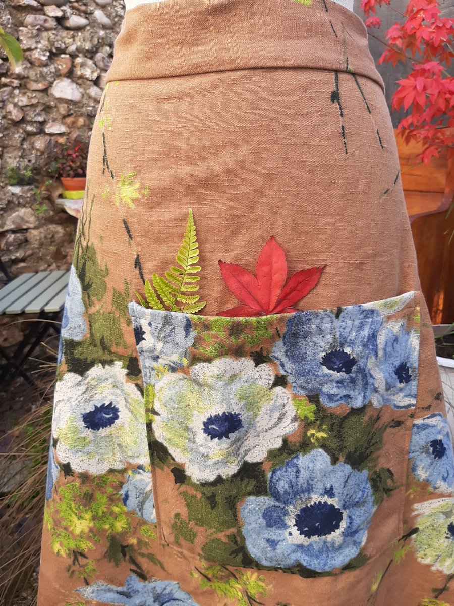Allotment linen skirt size 12 to14