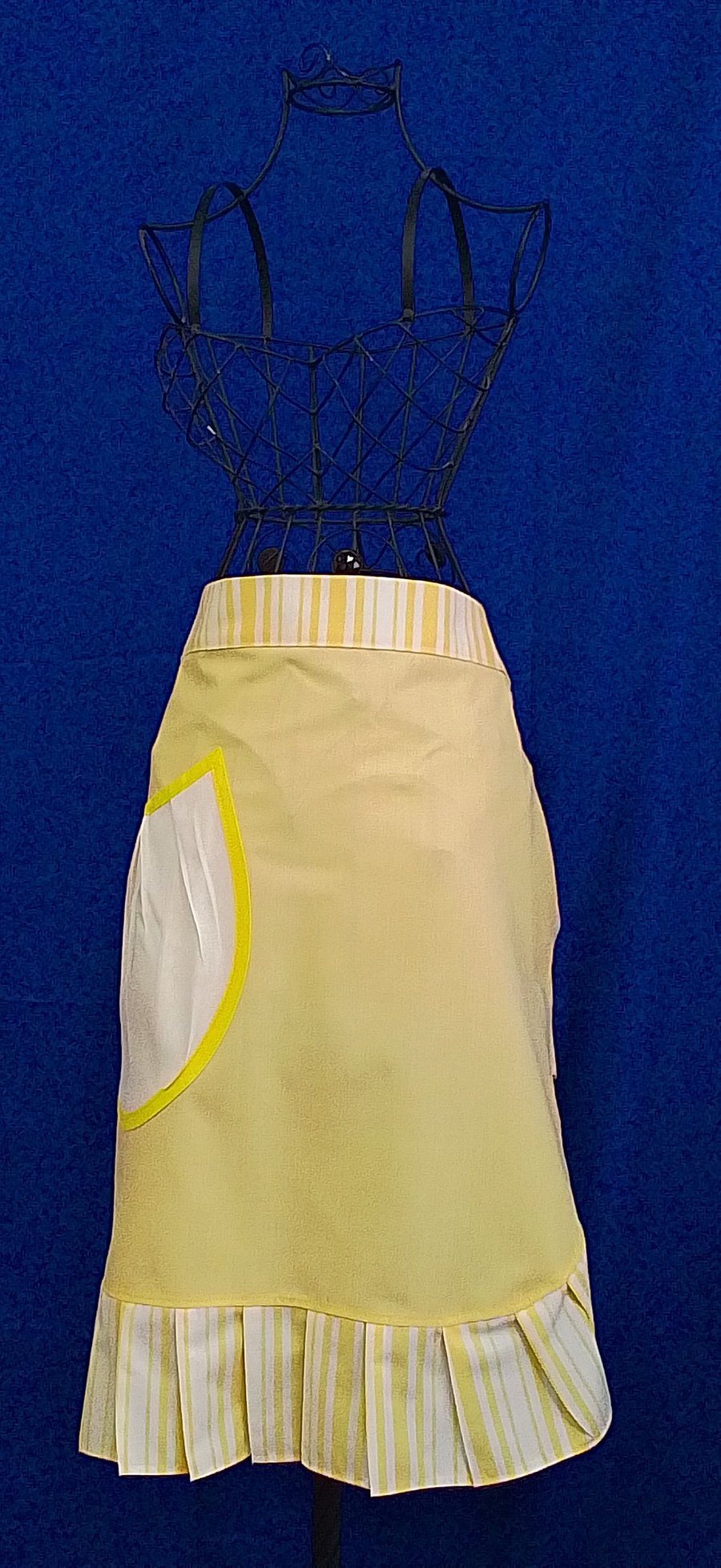 Waist apron for an adult 