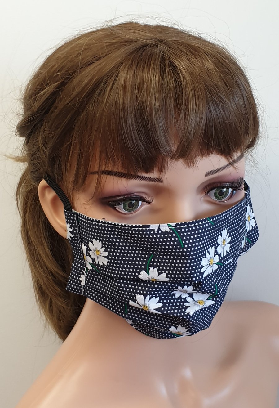 Daisy flower women face mask 