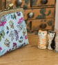 Coin purse made with an Autumn fruits print and a golden leaves lining - Image 3