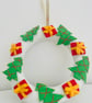 Christmas Felt Wreath - Trees and gifts  - Image 1