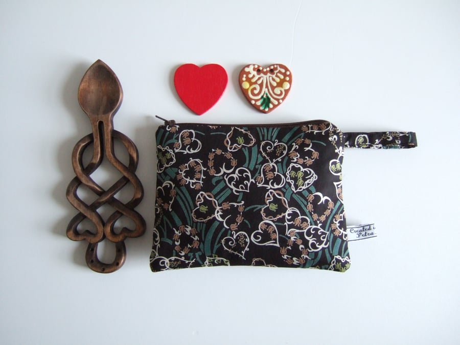  Liberty fabric with hearts. Make up bag, cosmetics or coin purse.