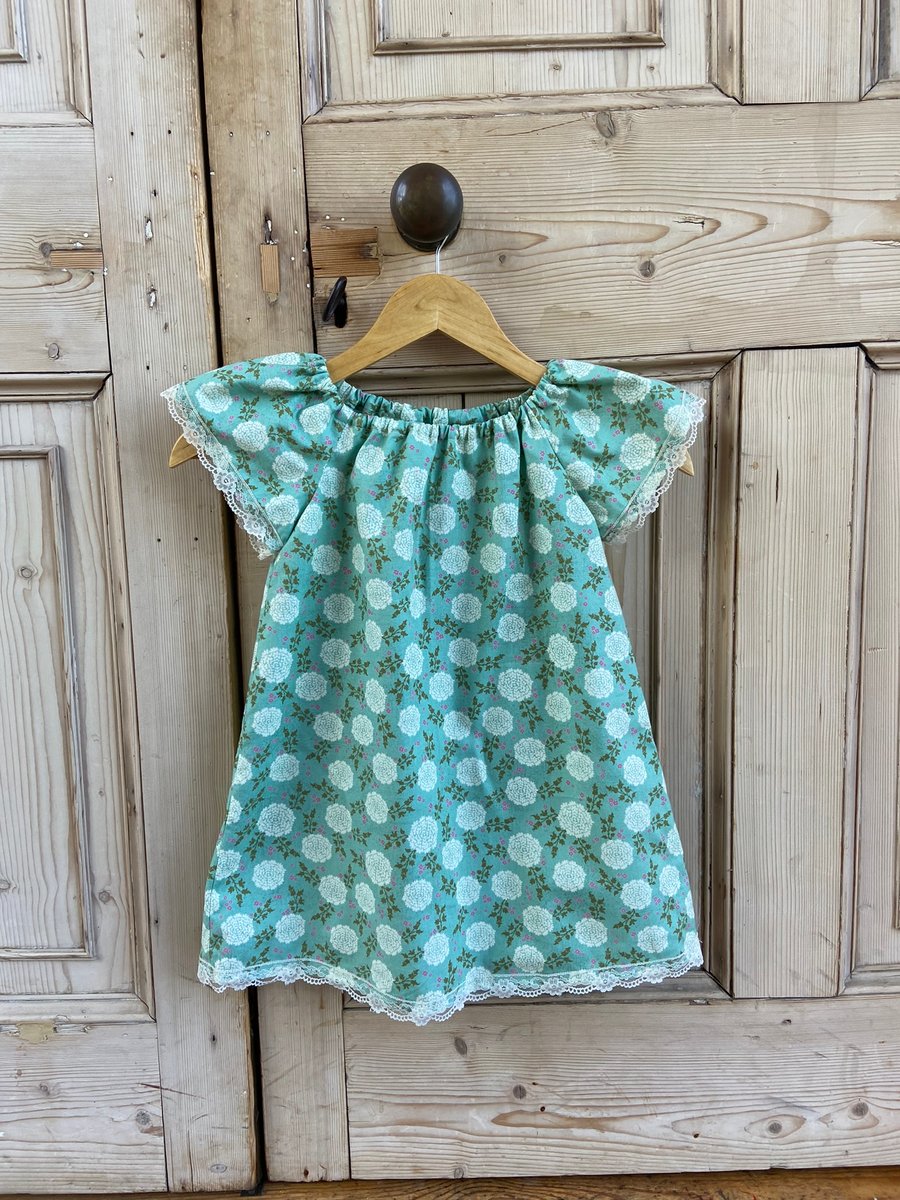 Blossom print dress with flutter sleeves age 3-4 years
